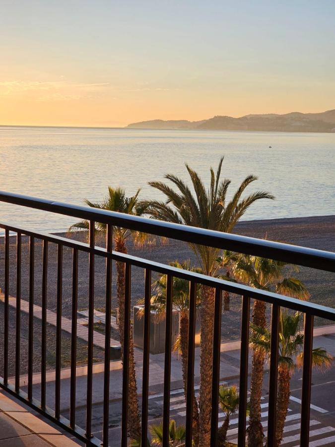 Apartamento En Primera Línea De Playa Salobreña Exterior foto